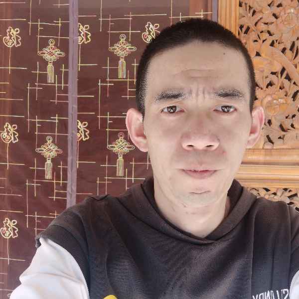 云南35岁单身帅哥真诚找对象-鹤壁征婚相亲网