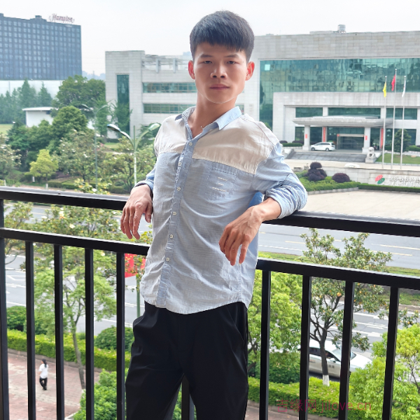 湖南28岁单身帅哥真诚找对象-鹤壁征婚相亲网