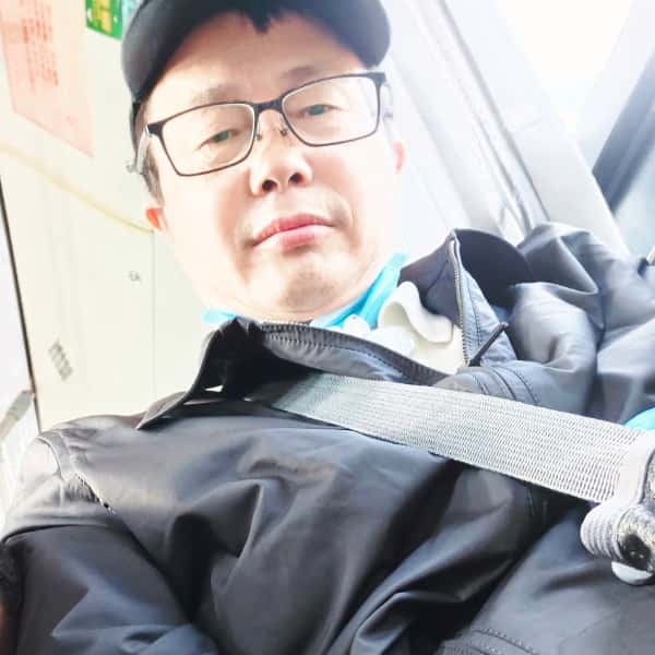 上海56岁单身帅哥真诚找对象-鹤壁征婚相亲网
