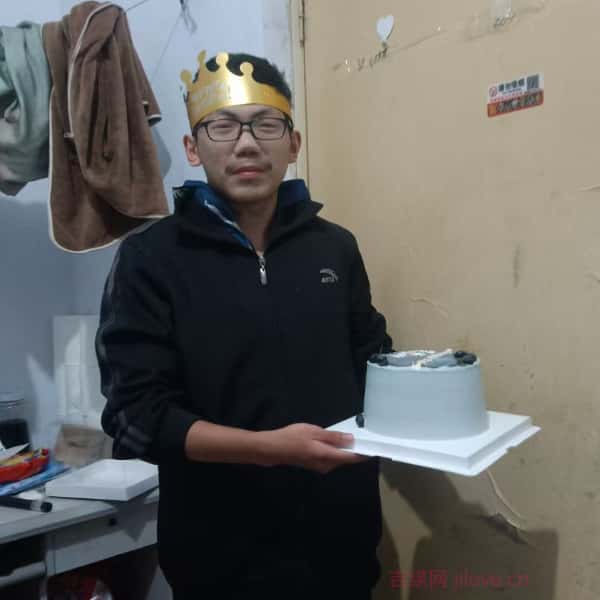 山东18岁单身帅哥真诚找对象-鹤壁征婚相亲网