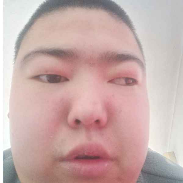 23岁岁内蒙古单身帅哥 - 鹤壁吉缘网