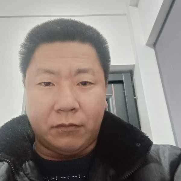 35岁岁四川单身帅哥 - 鹤壁吉缘网