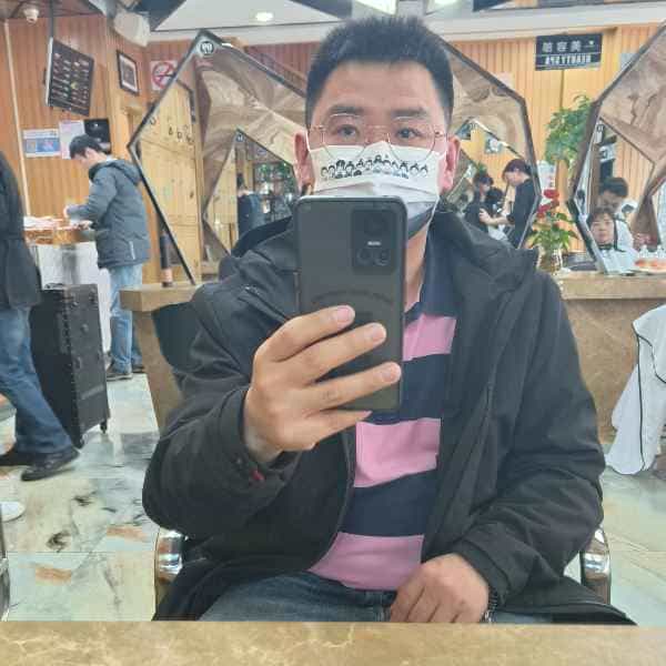 37岁岁上海单身帅哥 - 鹤壁吉缘网