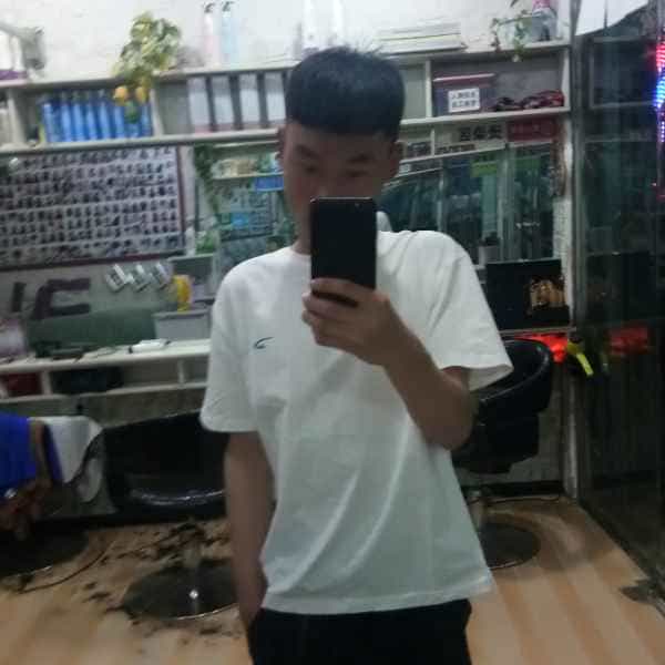 25岁岁河南单身帅哥 - 鹤壁吉缘网