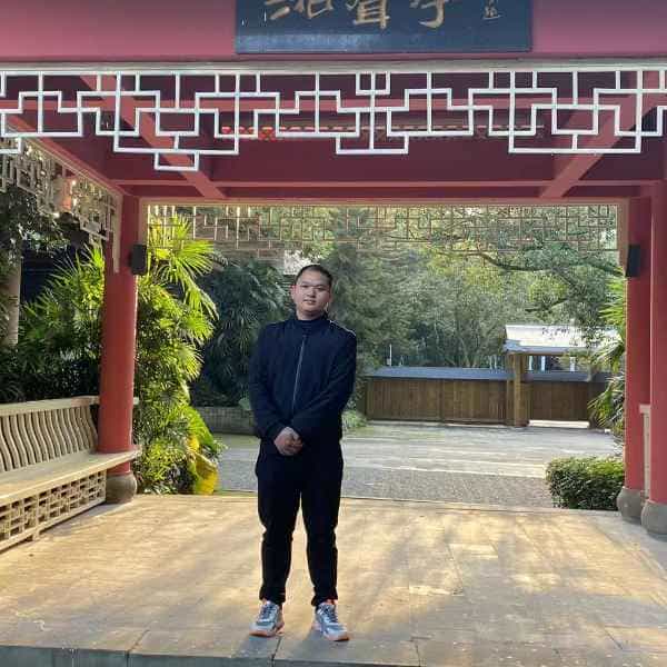 31岁岁重庆单身帅哥 - 鹤壁吉缘网