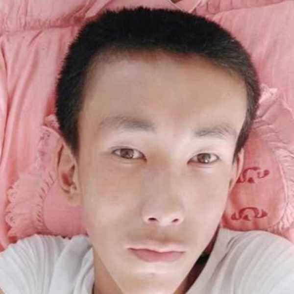 22岁岁山东单身帅哥 - 鹤壁吉缘网
