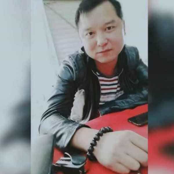 40岁岁湖南单身帅哥 - 鹤壁吉缘网