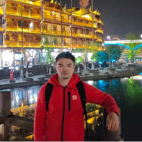 39岁岁广东单身帅哥 - 鹤壁吉缘网